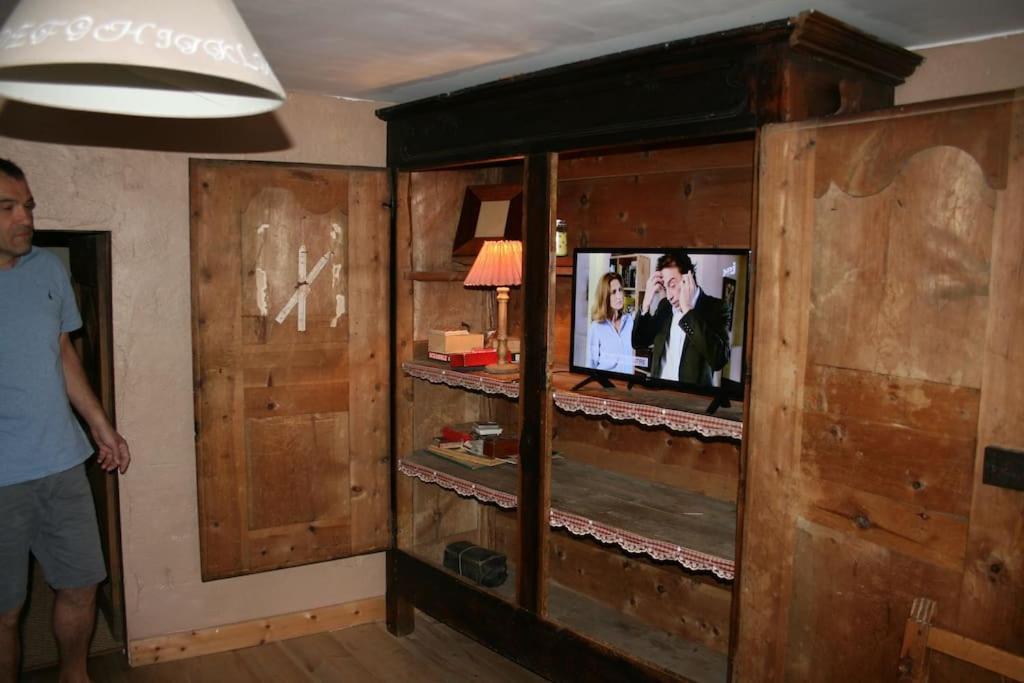 Chalet Avec Vue Sur Le Fort De Chateau Queyras エクステリア 写真
