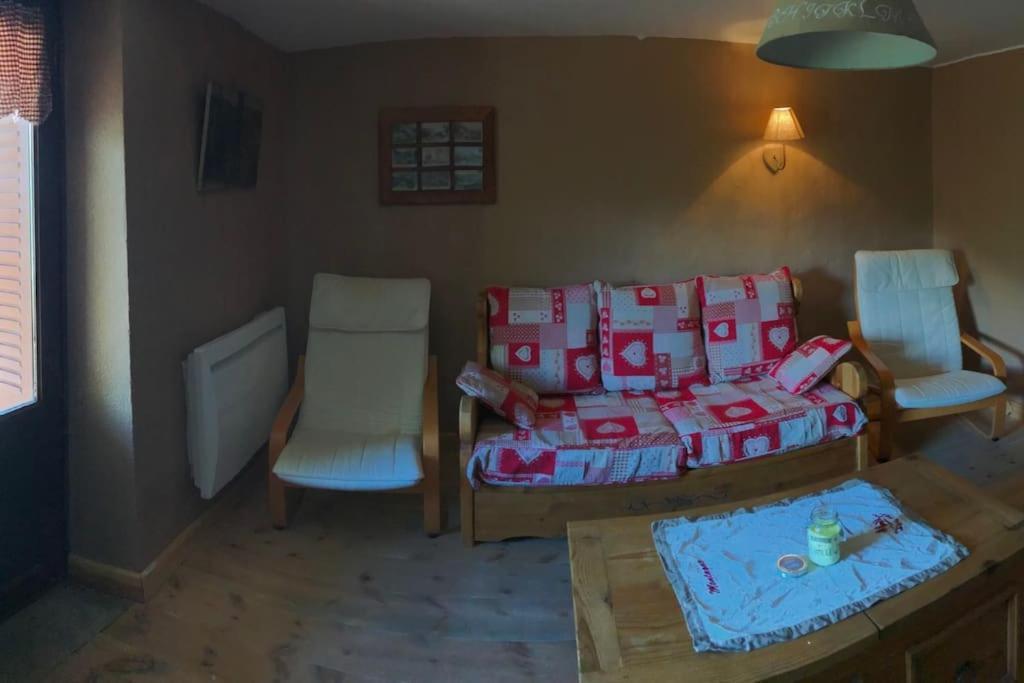 Chalet Avec Vue Sur Le Fort De Chateau Queyras エクステリア 写真